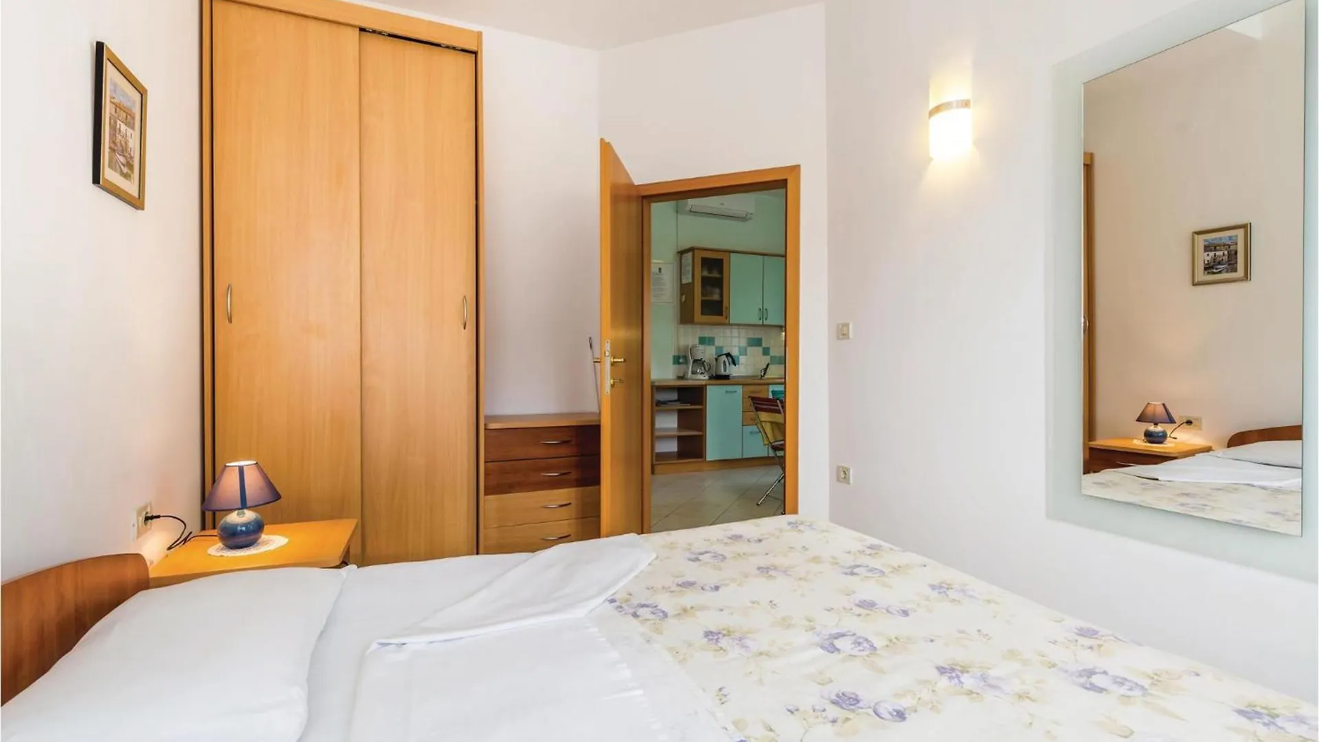 Lovely Apartment In Moscenicka Draga With Kitchen